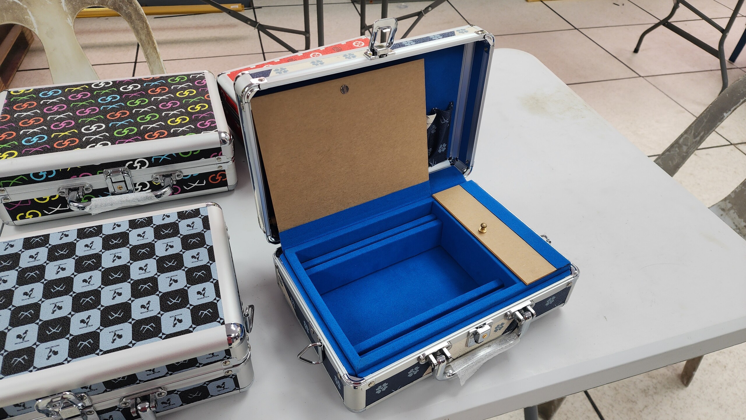 Aluminum Tari Case 24 Capacity